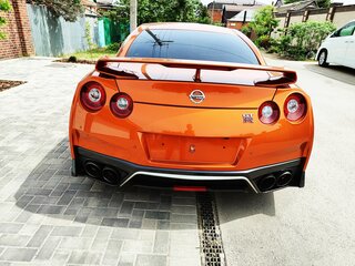 2017 Nissan GT-R I Рестайлинг 3, оранжевый, 13100000 рублей, вид 1