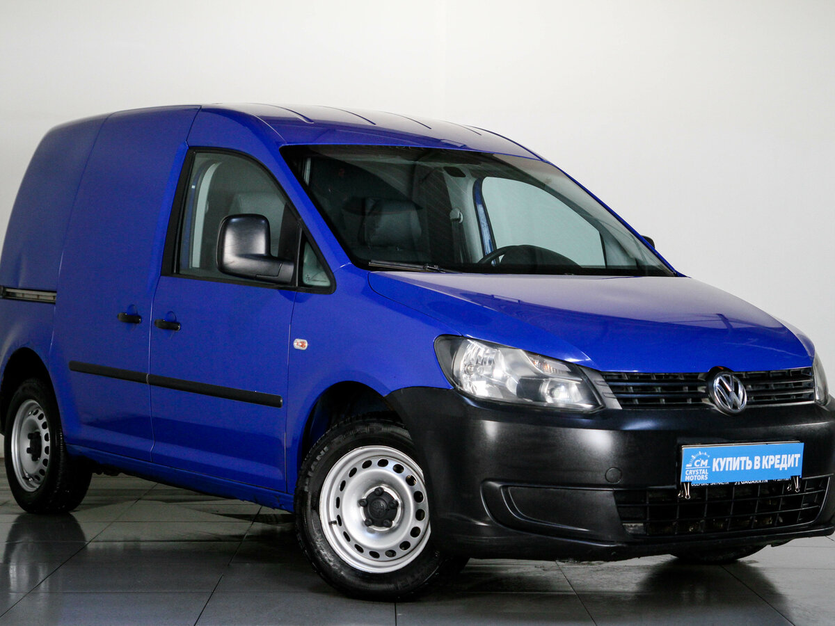 Volkswagen Caddy 2010 синий