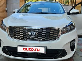 2019 Kia Sorento III Prime Рестайлинг, белый, 3400000 рублей, вид 1