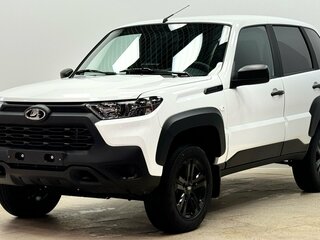 2024 Lada (ВАЗ) Niva I Рестайлинг (Travel), белый, 1540000 рублей, вид 1
