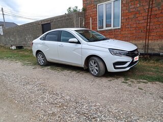 2024 Lada (ВАЗ) Vesta I Рестайлинг (NG), белый, 1390000 рублей, вид 1