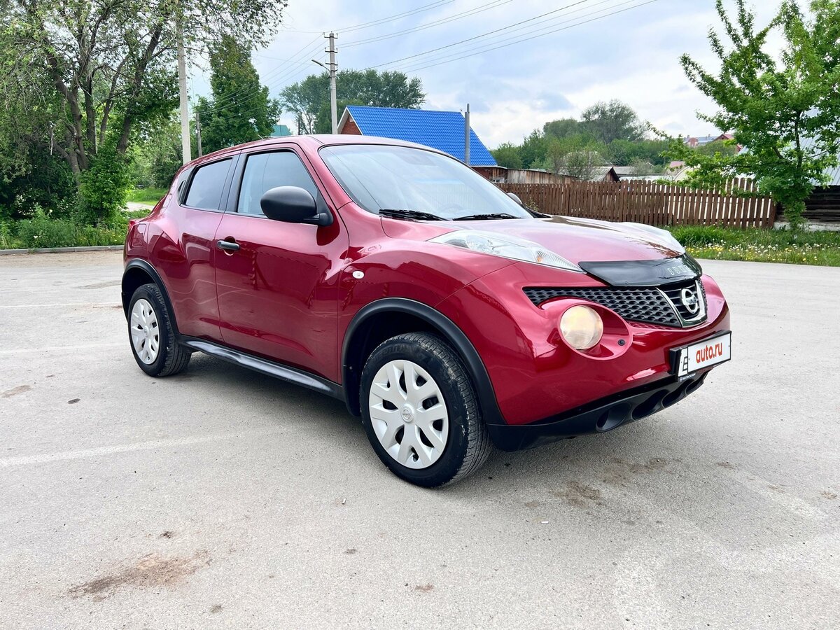 Nissan Жук карета