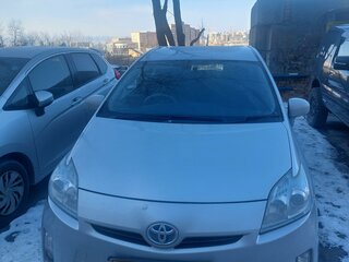 2010 Toyota Prius III (XW30), серый, 845000 рублей, вид 1