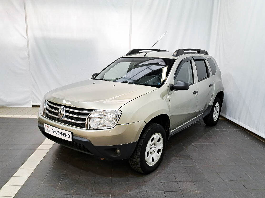 Купить б/у Renault Duster I 1.6 MT (102 л.с.) бензин механика в Йошкар ...