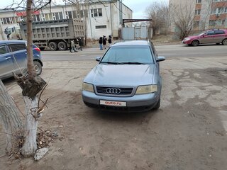 2000 Audi A6 II (C5), серый, 220000 рублей, вид 1