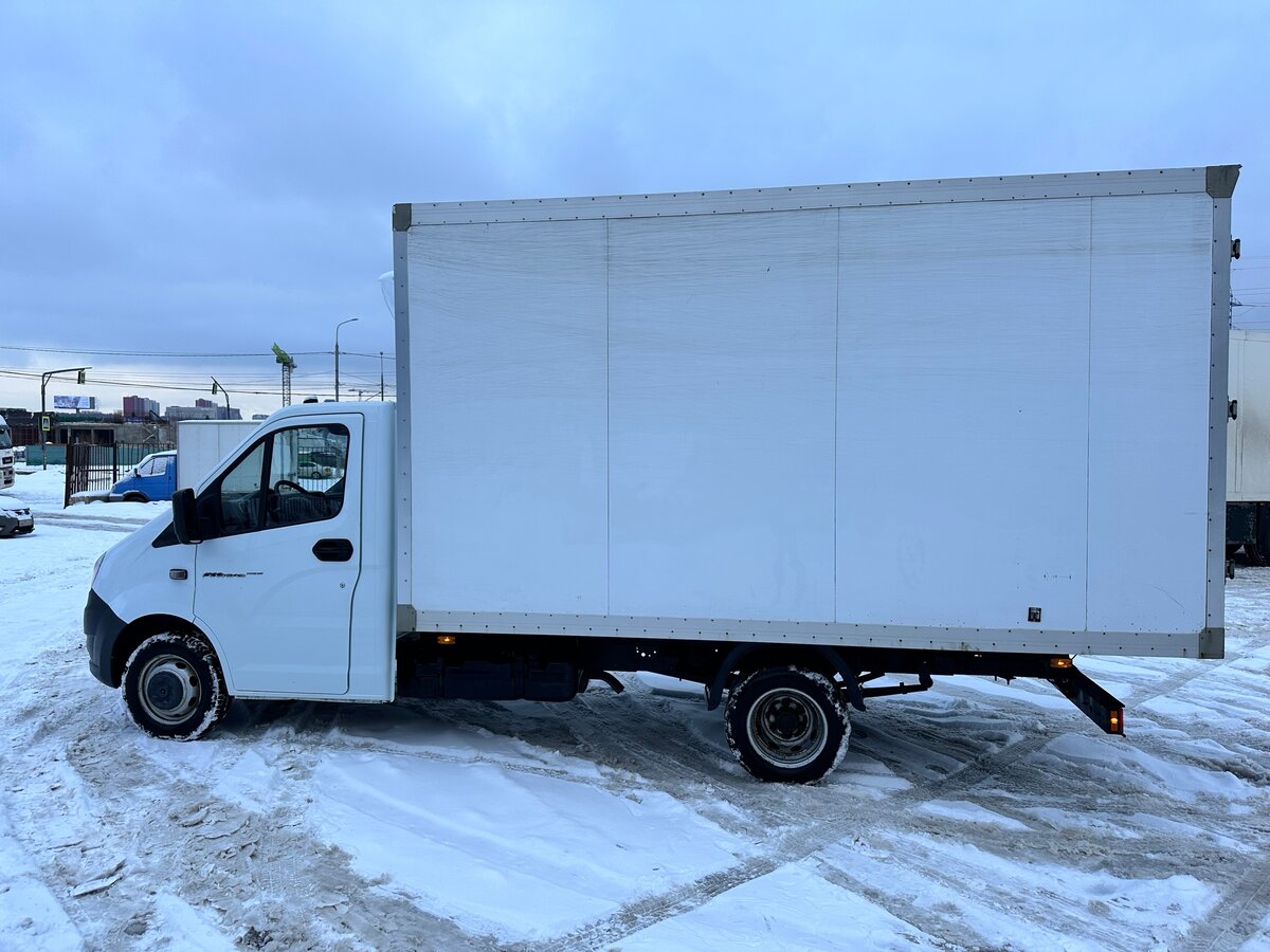 Купить б/у ГАЗ ГАЗель Next дизель механика в Мамырях: белый ...