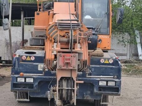 2005 Demag AC40, оранжевый, 12390000 рублей, вид 2