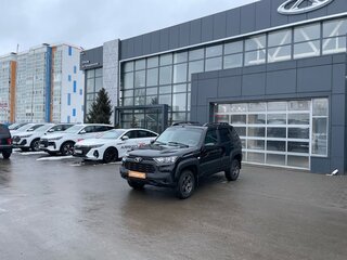 2023 Lada (ВАЗ) Niva I Рестайлинг (Travel), чёрный, 1090000 рублей, вид 1