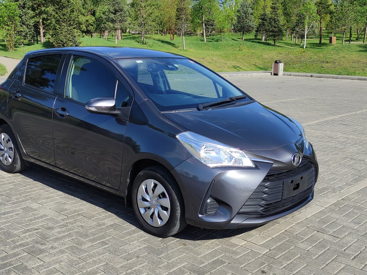 Toyota Vitz 3