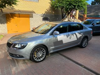 2014 Skoda Superb II Рестайлинг, серый, 1240000 рублей, вид 1