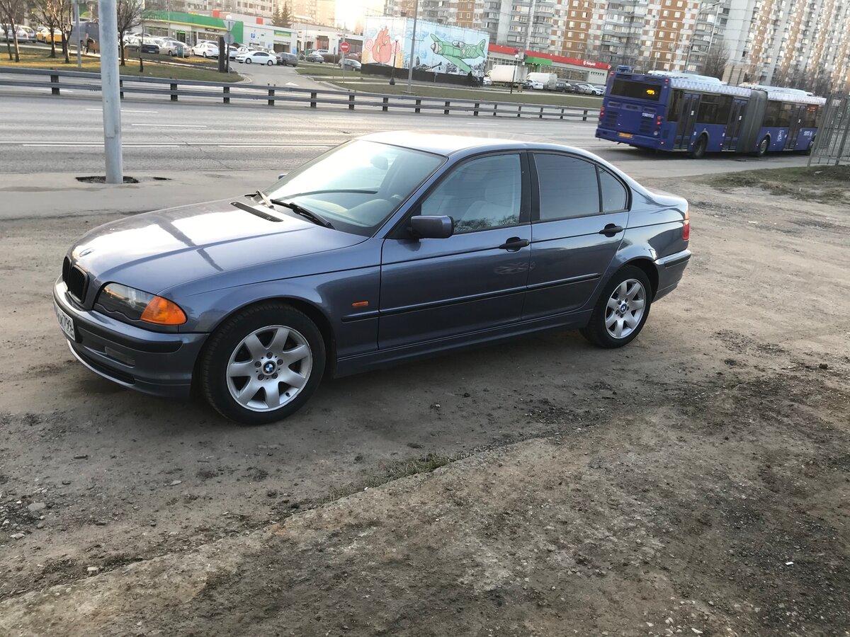 Купить б/у BMW 3 серии IV (E46) 316i 1.9 MT (105 л.с