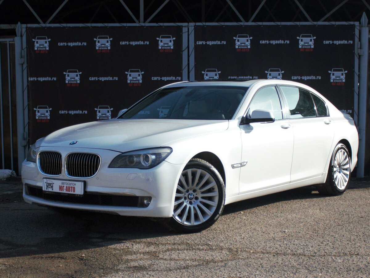 Купить б/у BMW 7 серии V (F01/F02/F04) 750Li xDrive 4.4 AT