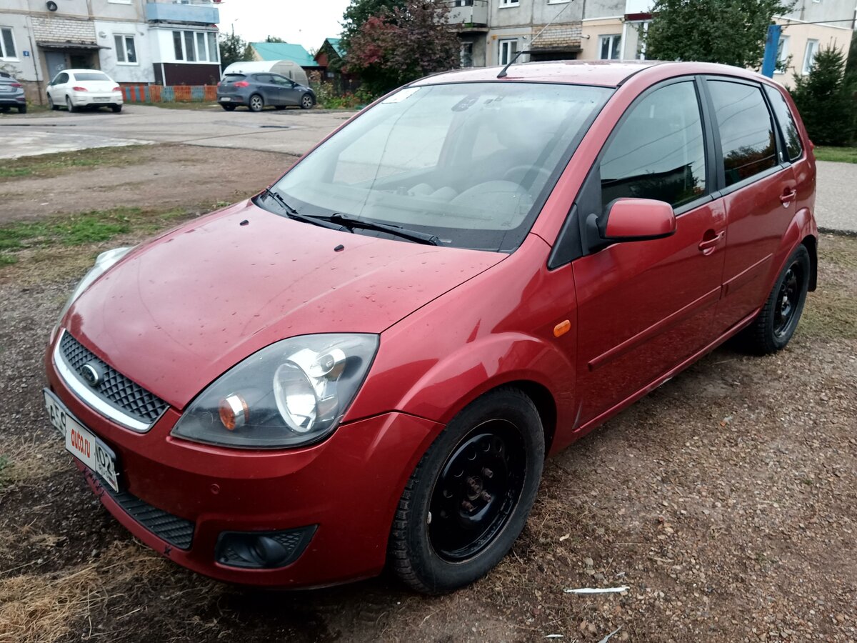 Купить б/у Ford Fiesta Mk5 1.6 MT (101 л.с.) бензин механика в Уфе