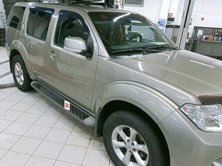 2011 Nissan Pathfinder III Рестайлинг, серый, 1590000 рублей, вид 1