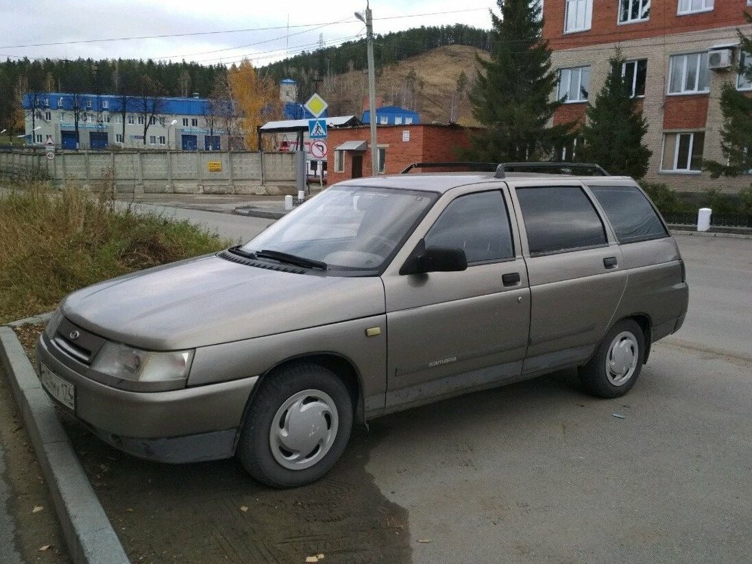 ВАЗ 2111 2002 год цвета