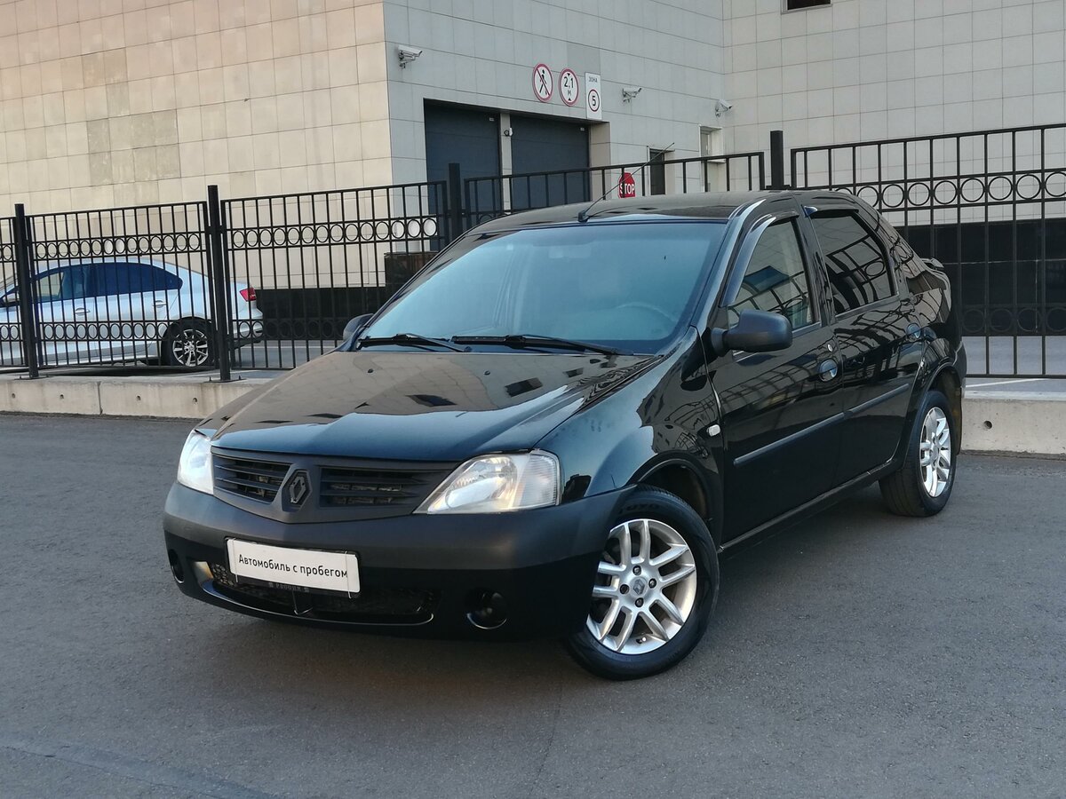 RENAULT LOGAN Черный 2017 с пробегом 47 200 км. в Тринити в Ростове-на-Дону