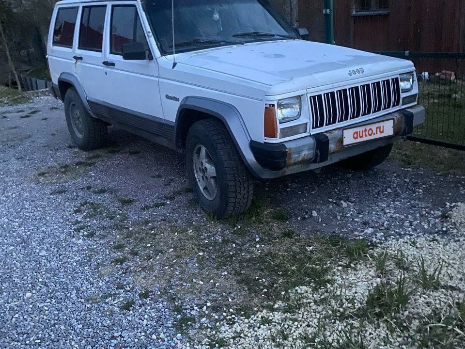 Jeep Cherokee 1994 бронированный
