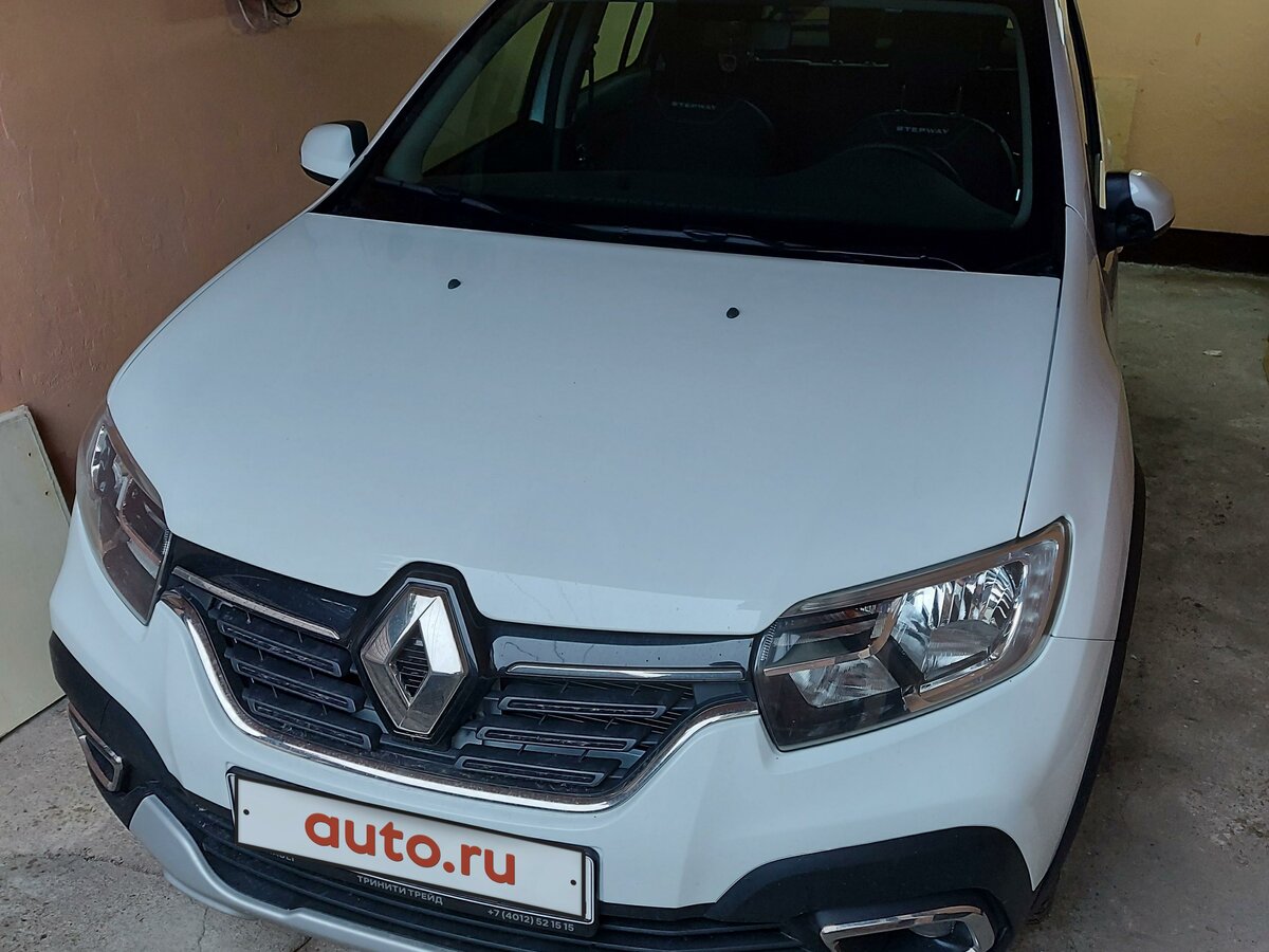 Купить б/у Renault Logan II Рестайлинг Stepway 1.6 CVT (113 л.с ...