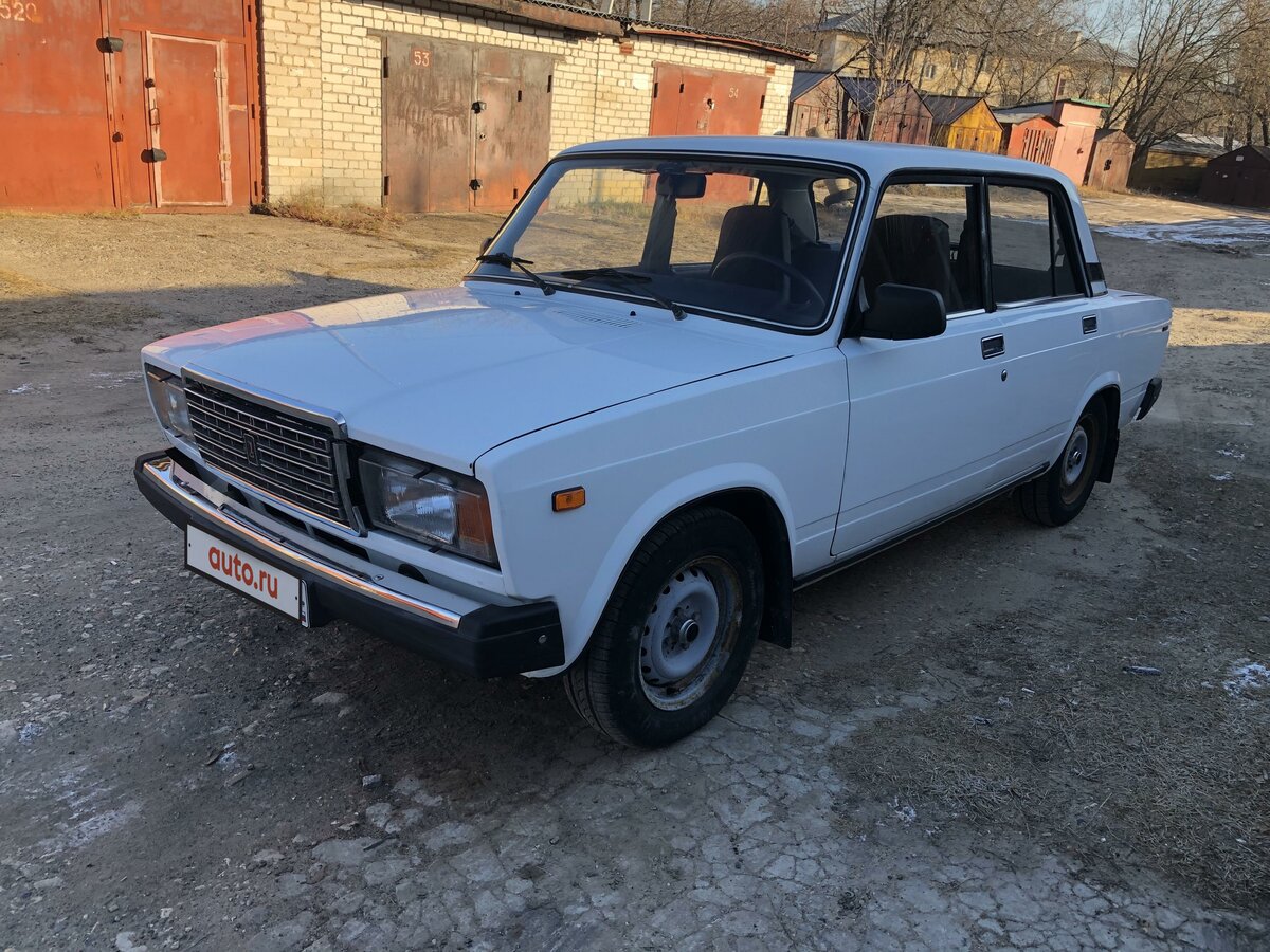 Белый lada ваз