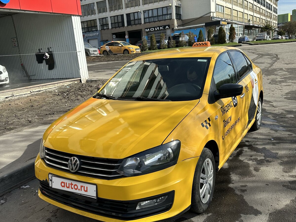 Купить б/у Volkswagen Polo V Рестайлинг 1.6 MT (90 л.с.) бензин