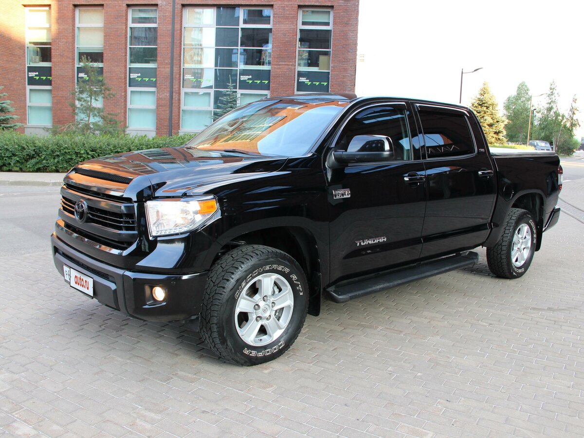 Купить б/у Toyota Tundra II Рестайлинг CrewMax 5.7 AT (381 л.с.) 4WD ...