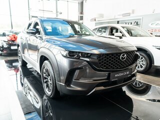 2025 Mazda CX-50, чёрный, 4725000 рублей, вид 3