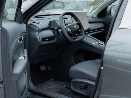 2026 Geely Galaxy Starship 7 200km, серебристый, 3190000 рублей, вид 3