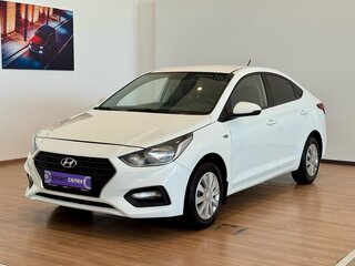 2019 Hyundai Solaris II, белый, 910000 рублей, вид 1
