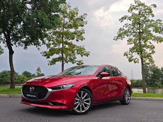 2021 Mazda 3 IV (BP), красный, 1650000 рублей, вид 1
