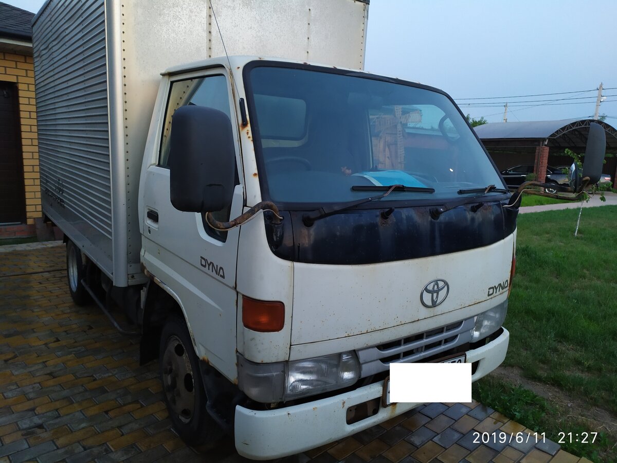 Toyota Dyna u600