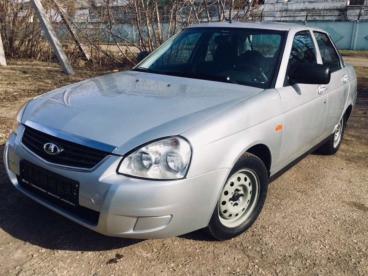 Lada Приора 2012