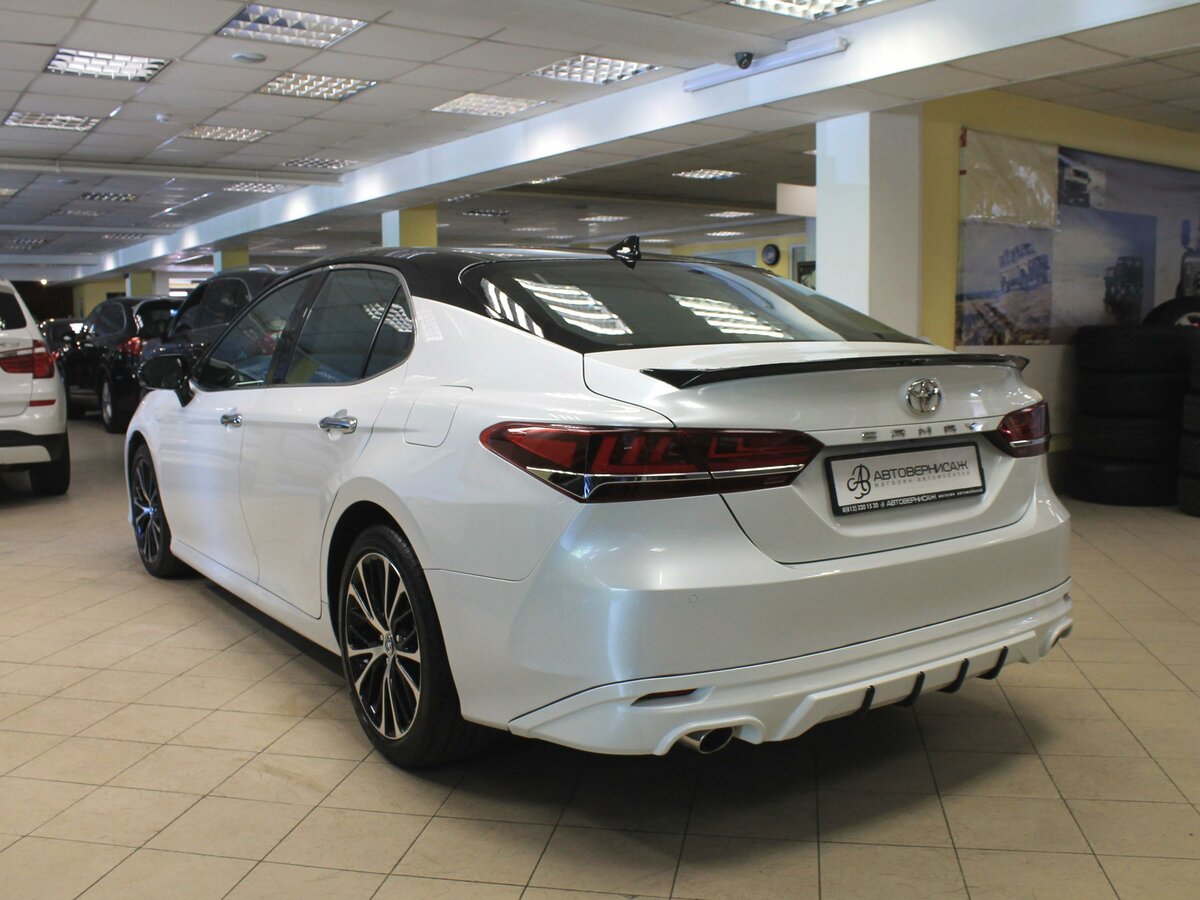 Toyota Camry 70 Р±РµР»С‹Р№ 2 5