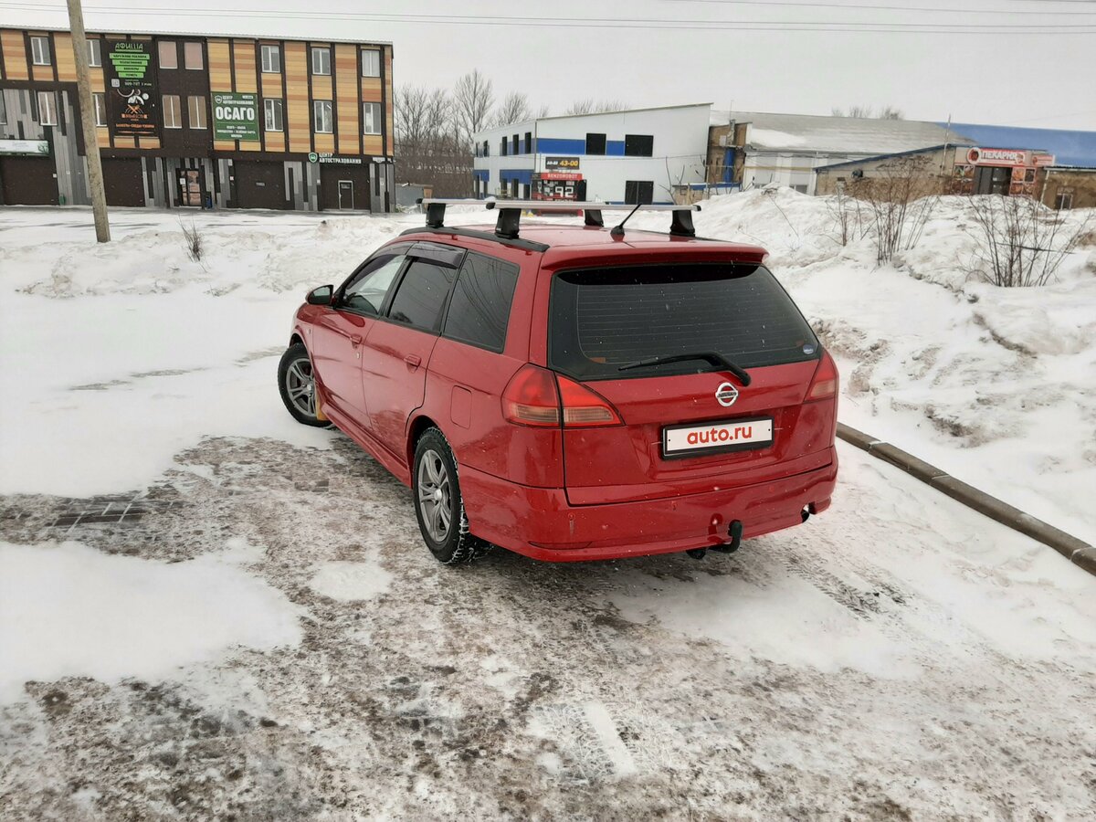 Ниссан праворульный универсал
