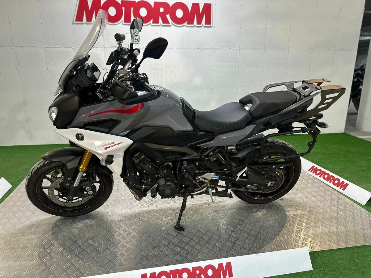 Yamaha MT-09 Tracer (FJ-09)