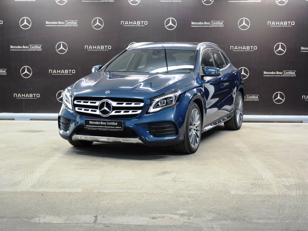 Мерседес Бенц GLA 200 синяя