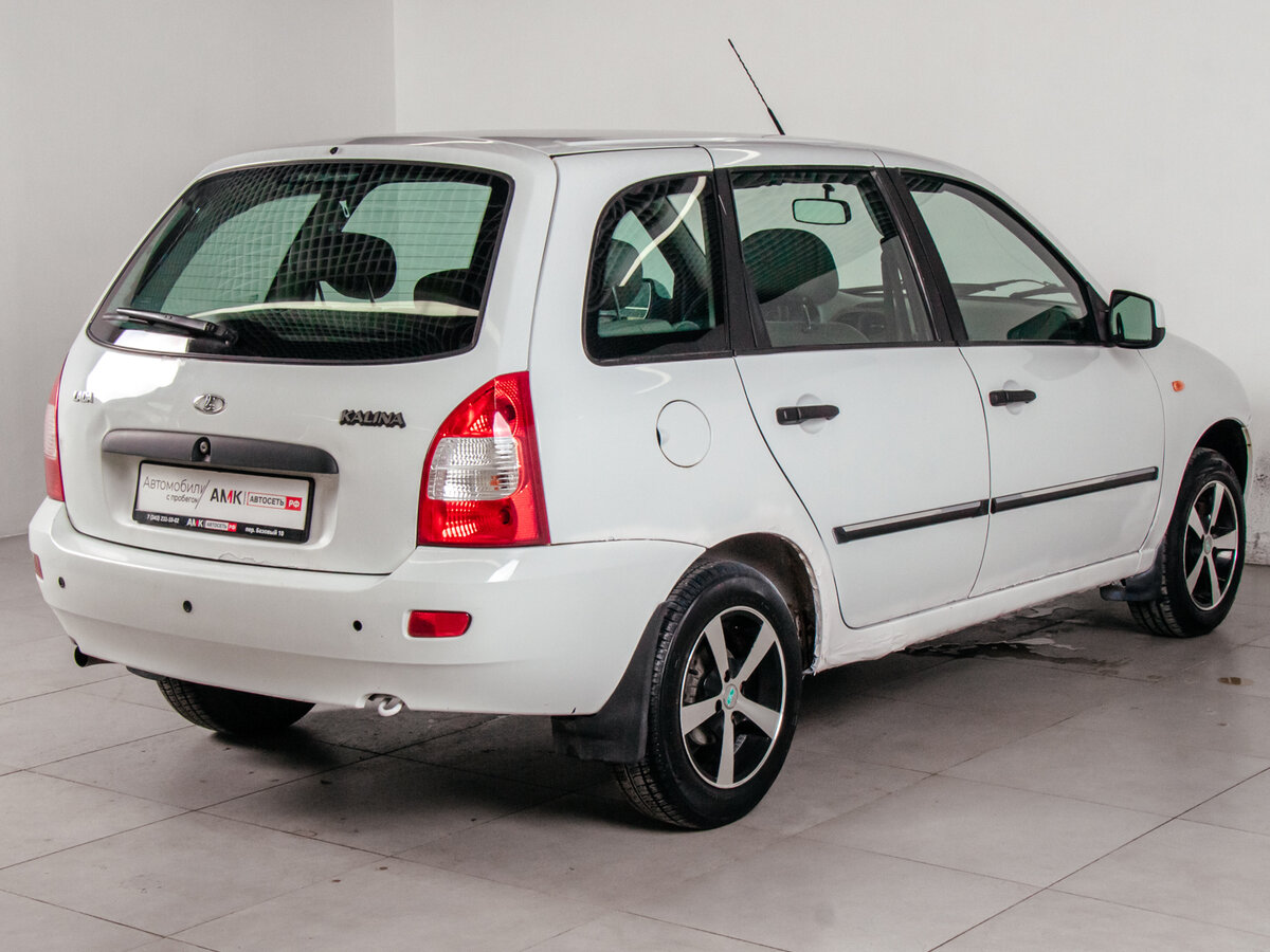 Купить б/у Lada (ВАЗ) Kalina I 1.6 MT (81 л.с.) бензин механика в Кирове: белый 