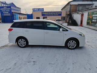 2010 Toyota Wish II, белый, 788000 рублей, вид 5