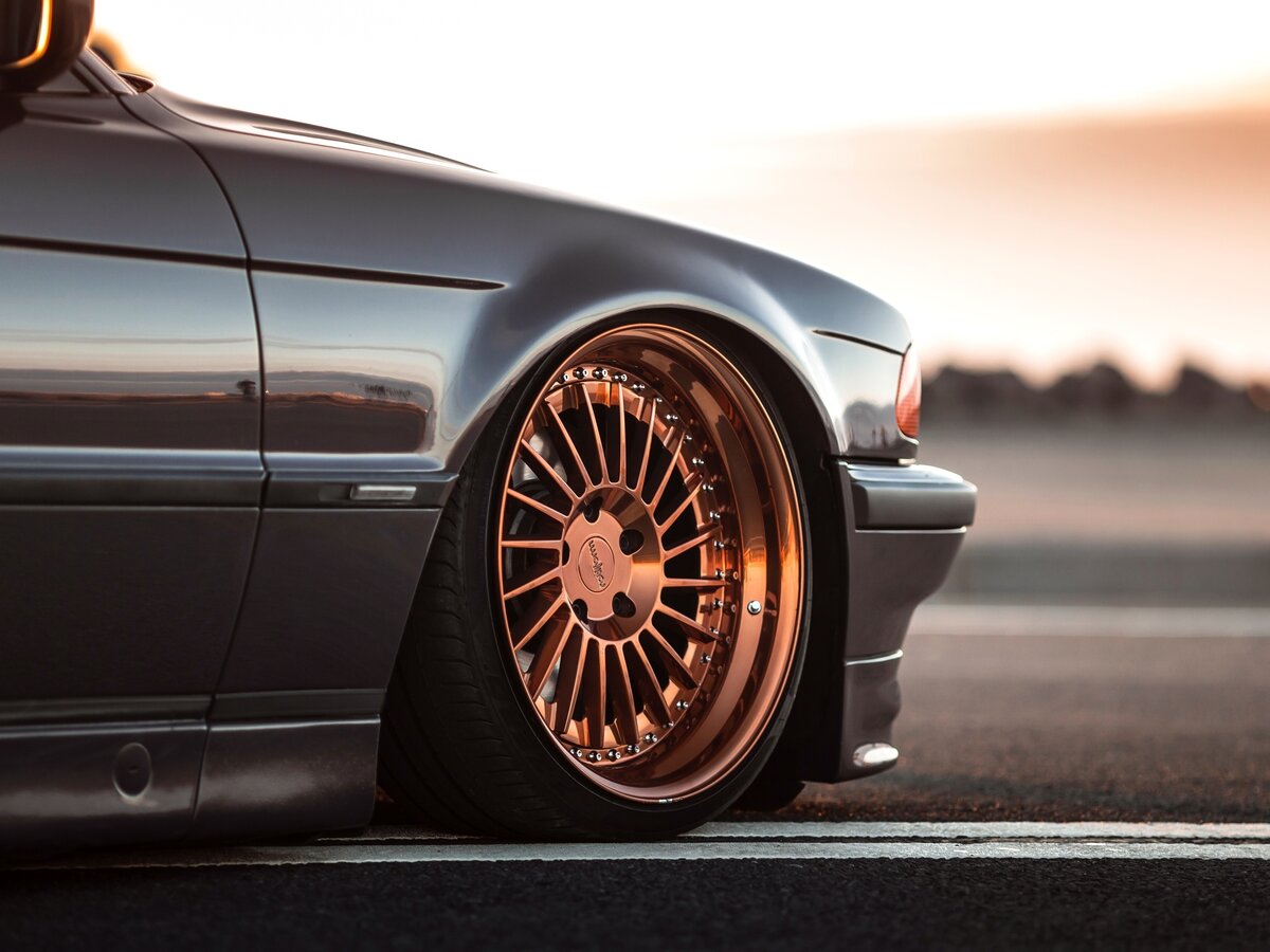 E38 stance