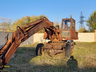 1990 ЭО 3322Н, красный, 250000 рублей, вид 1