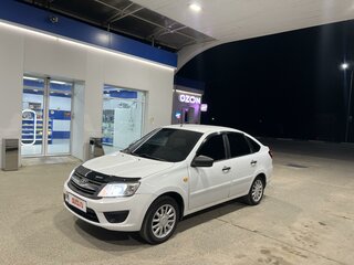 2015 Lada (ВАЗ) Granta I, белый, 520000 рублей, вид 1