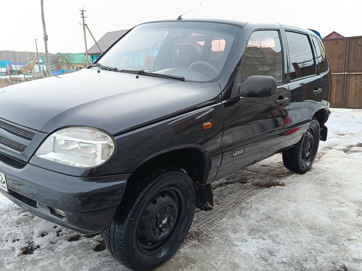 Купить б/у Chevrolet Niva I 1.7 MT (80 л.с.) 4WD бензин механика в Уфе ...