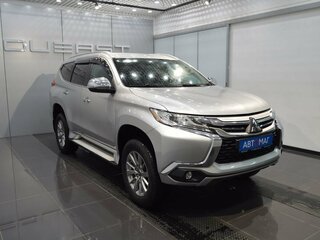 2017 Mitsubishi Pajero Sport III, серебристый, 2250000 рублей, вид 1