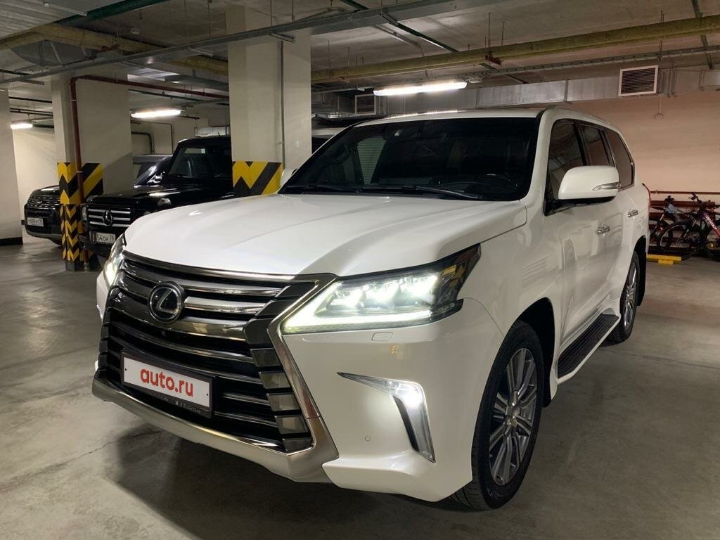 Lexus LX 570 2017 Р±РµР»С‹Р№