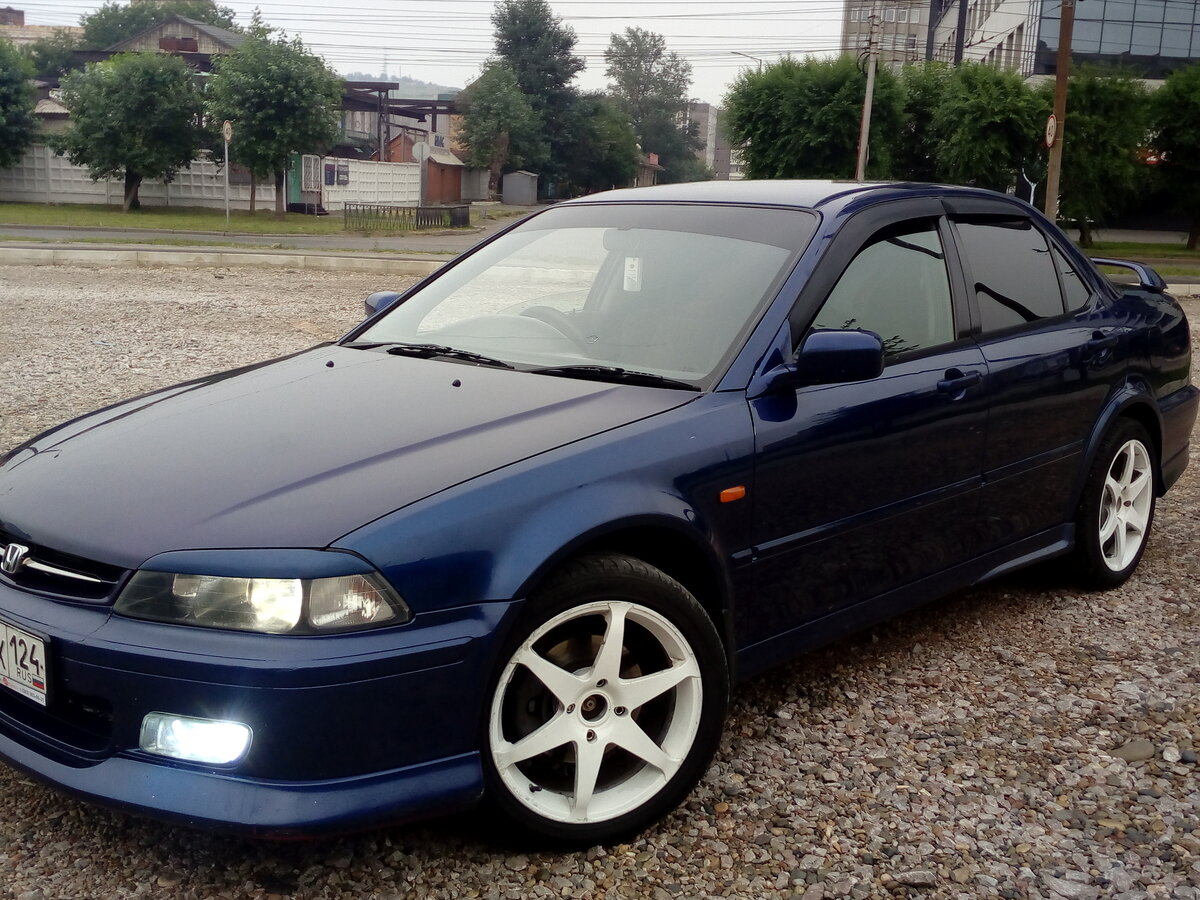 Honda Torneo синяя