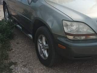2001 Lexus RX 300 I, бежевый, 690000 рублей, вид 1