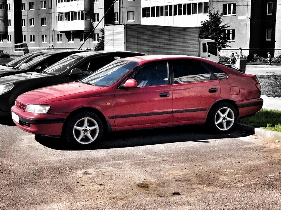 Купить б/у Toyota Carina E 1992-1998 1.6 MT (107 л.с.) бензин механика в Санкт-П