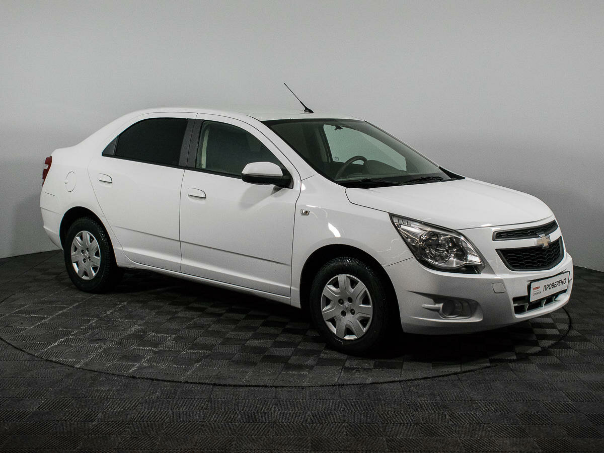 2014 Chevrolet Cobalt II, белый - вид 6.