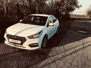 2018 Hyundai Solaris II, белый, 1100000 рублей, вид 1