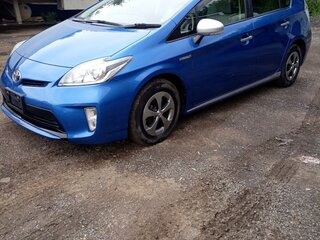 2014 Toyota Prius III Рестайлинг (XW30), синий, 1330000 рублей, вид 1