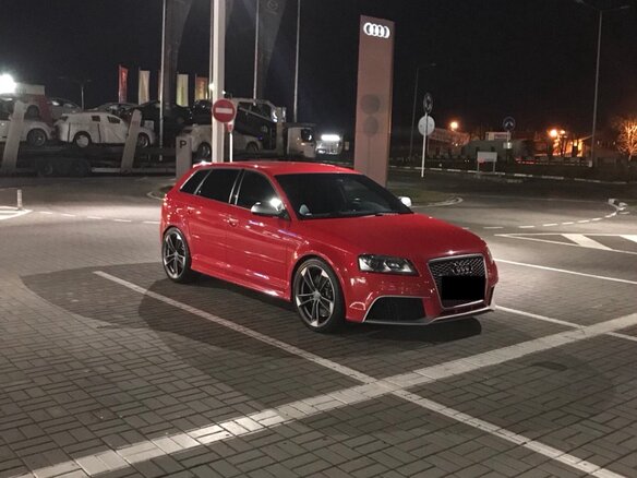 2012 Audi RS 3 I (8P), красный - вид 3